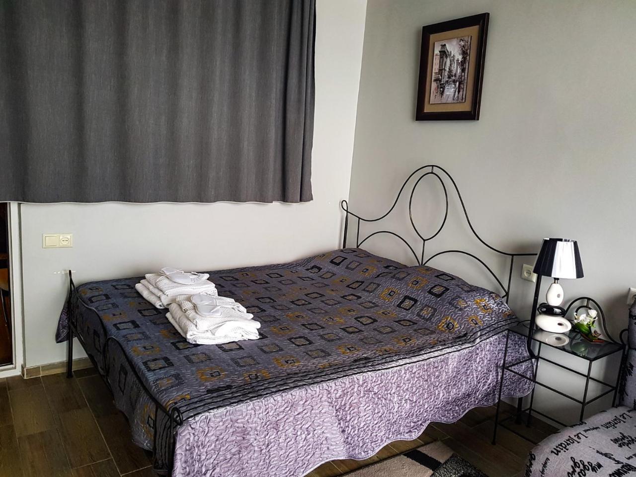 Hotel T Apartment Гоніо Екстер'єр фото